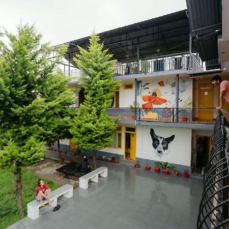 The Hosteller Bir Exterior photo