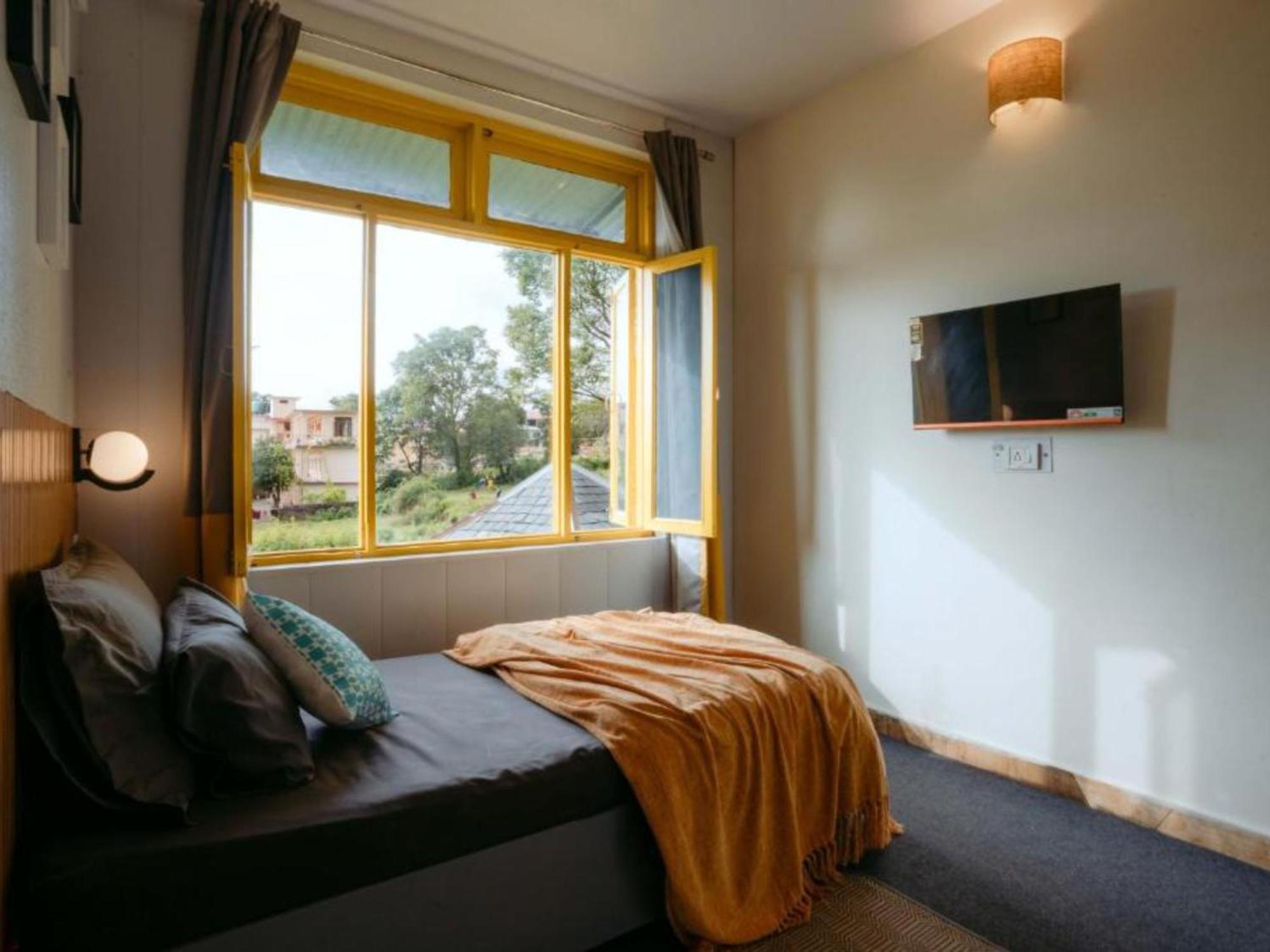 The Hosteller Bir Room photo