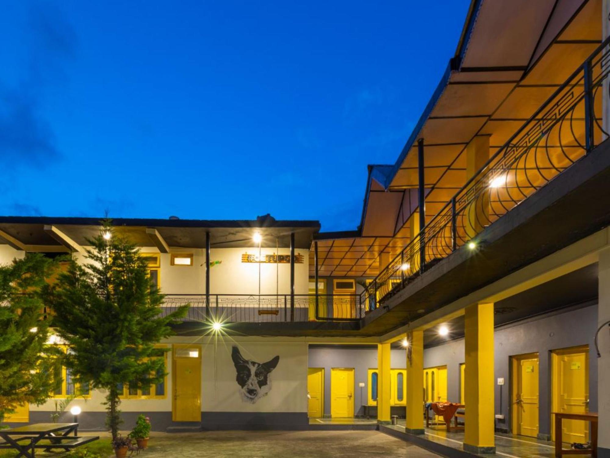 The Hosteller Bir Exterior photo